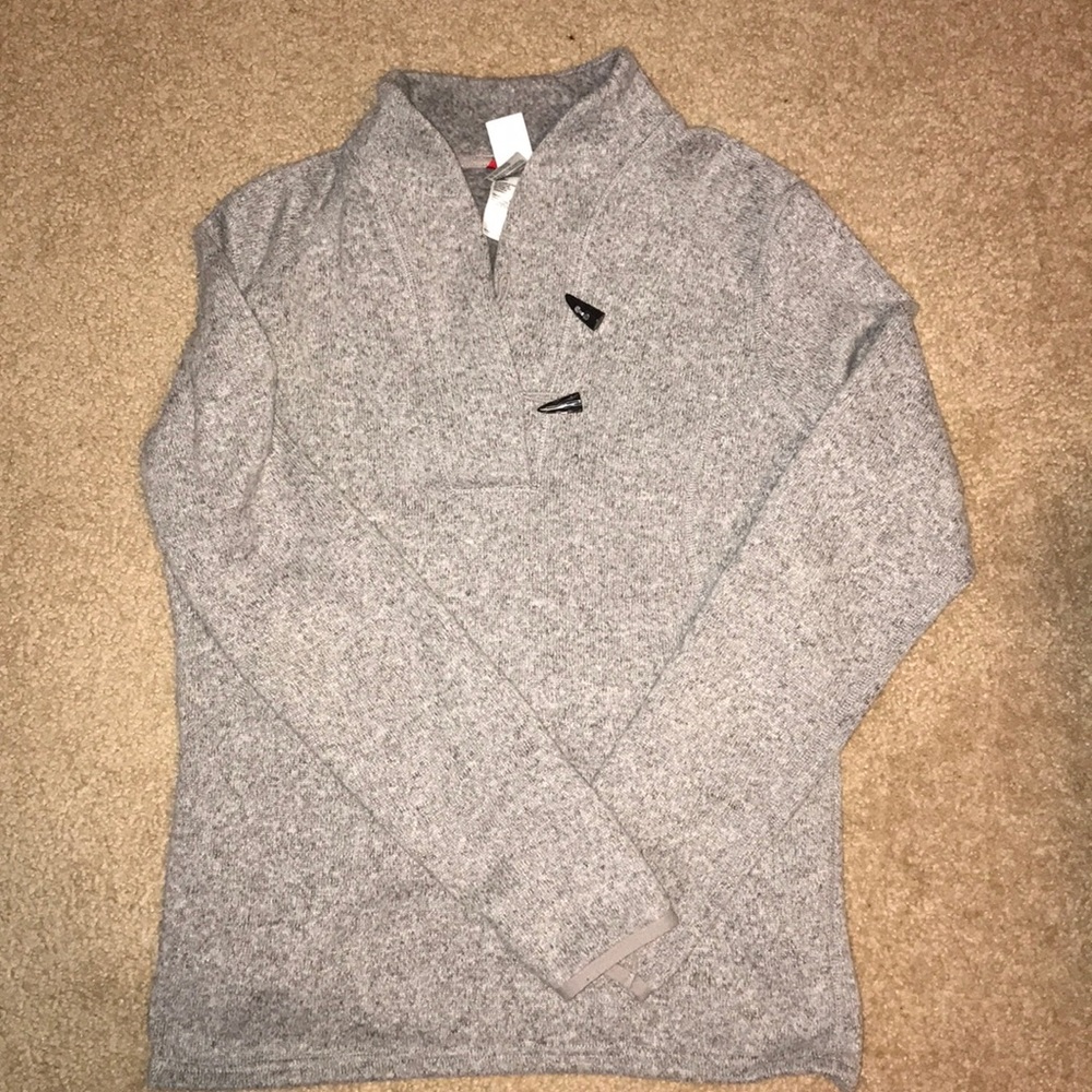 Gray North Face sweater!